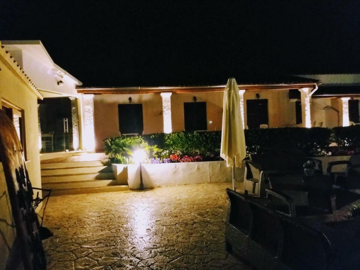Summer Wine Friendly Resort Ipsos Luaran gambar